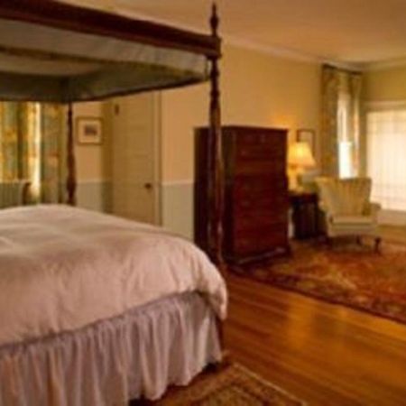The Manor Inn Castine Pokoj fotografie