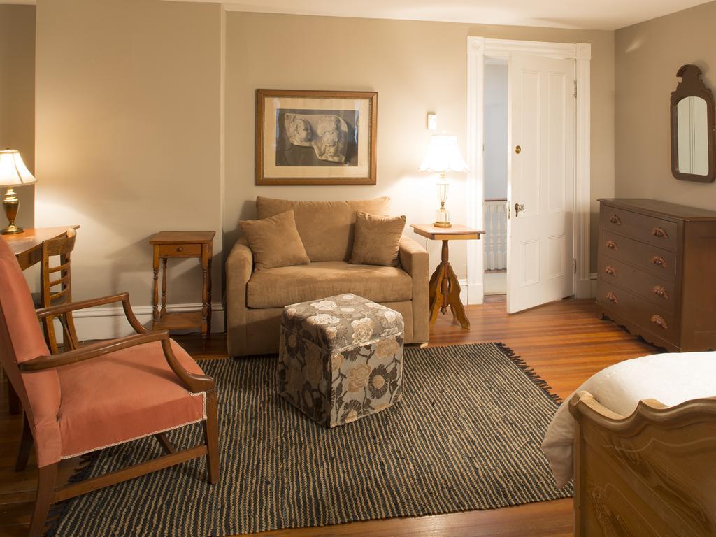 The Manor Inn Castine Exteriér fotografie